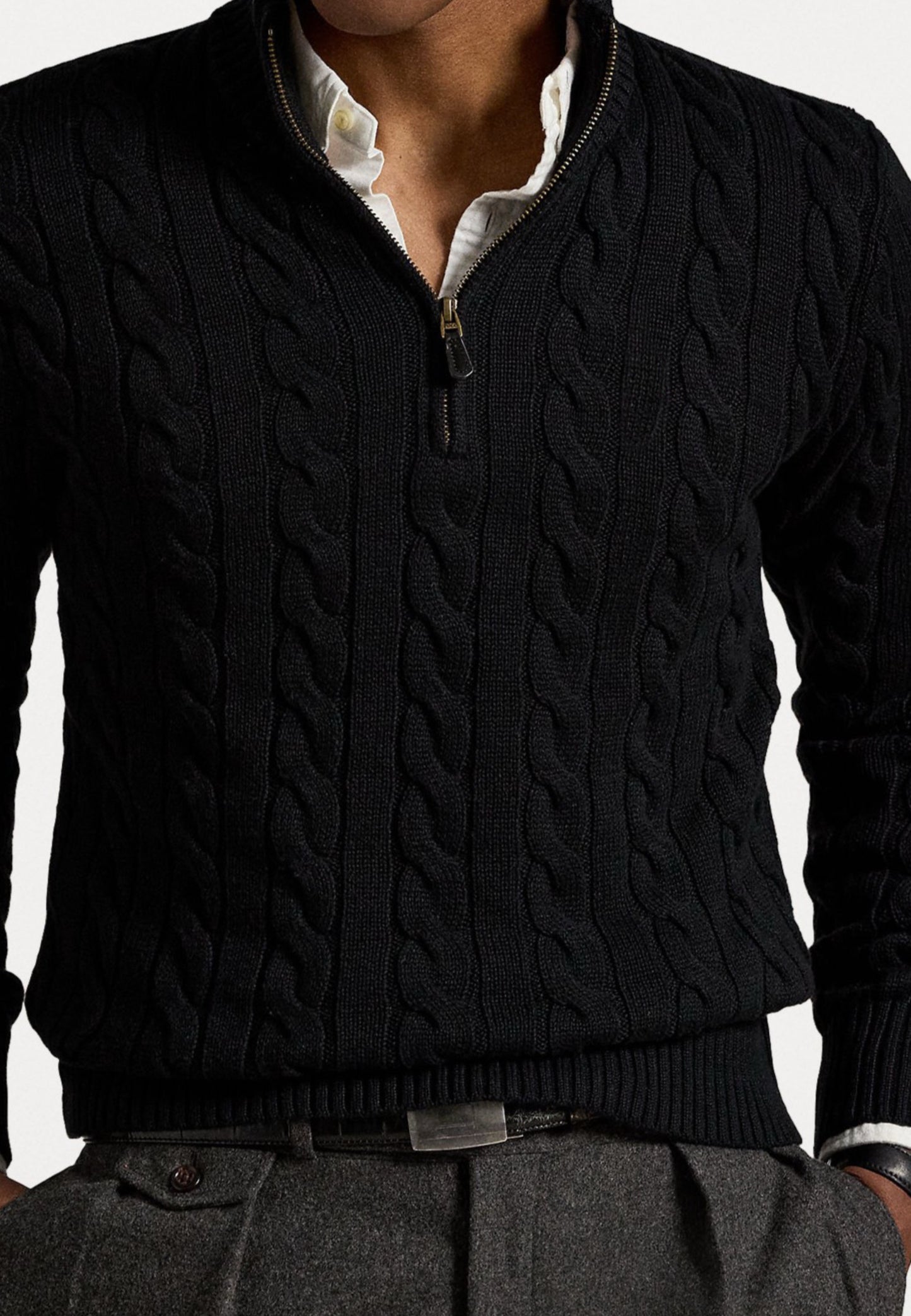 MEN QUARTER ZIP (BLACK)